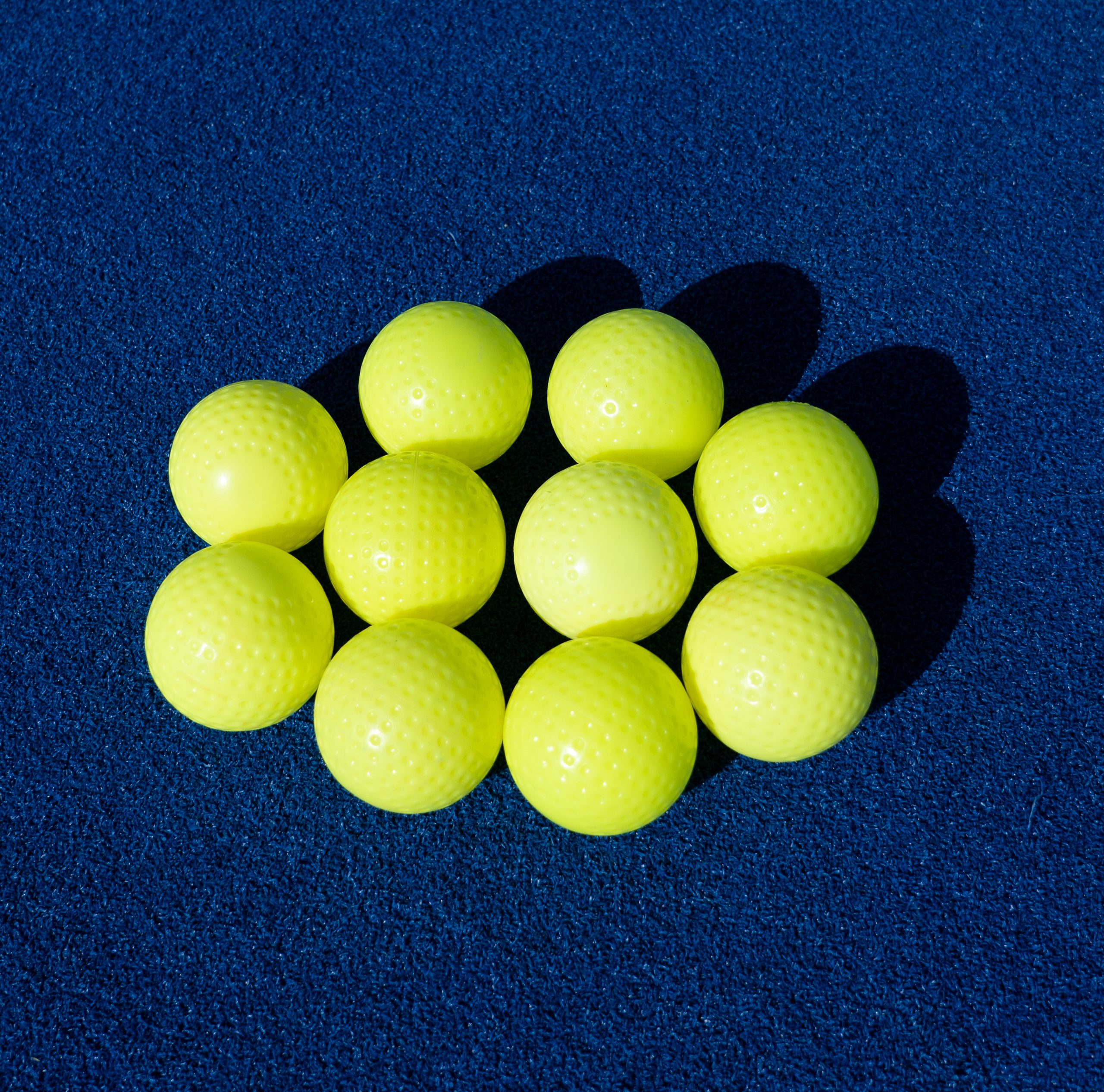 10 bolas amarillas de hockey hierba de tamaño XL para niños de iniciación