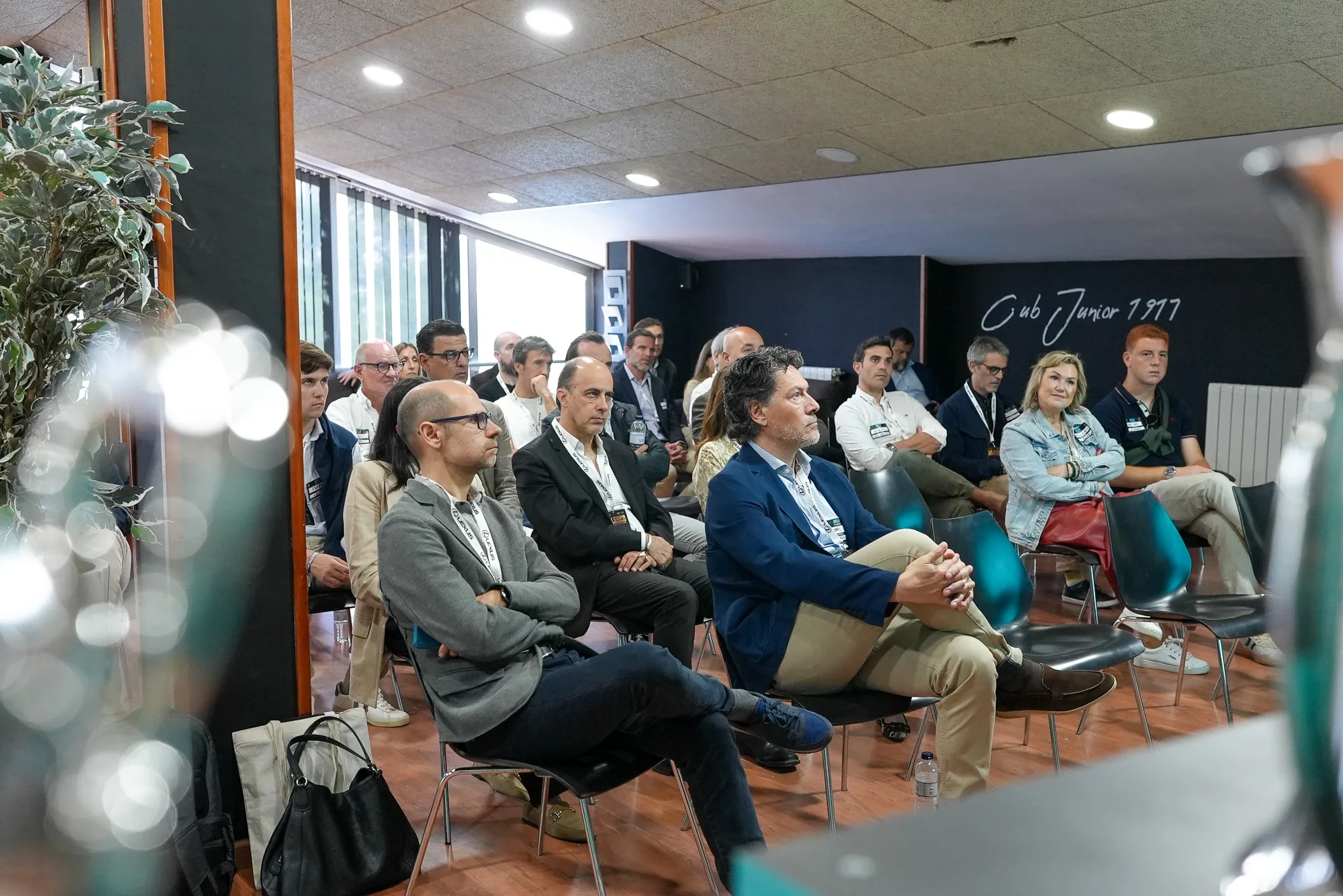 PRIMERA ACTIVIDAD DEL HOCKEY ESPAÑA BUSINESS CLUB DURANTE LA COPA DEL REY Y REINA IBERDROLA